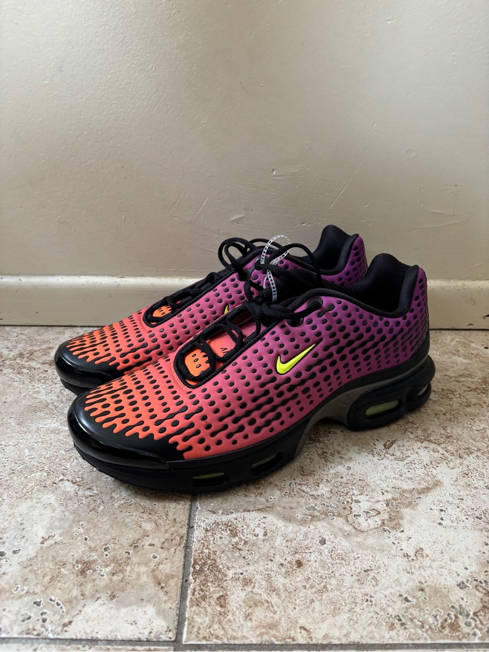 Nike Air Max Plus VII Orange Black Cactus Flower Sneakers HQ2197-800 Mens 15